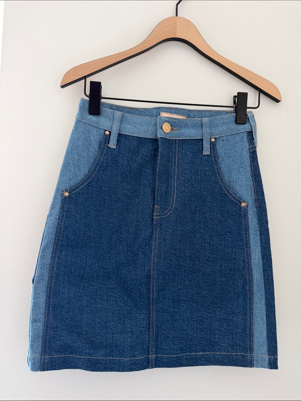 KUT never worn Denim Skirt